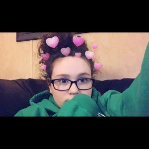 Meet your Posher, Skylar